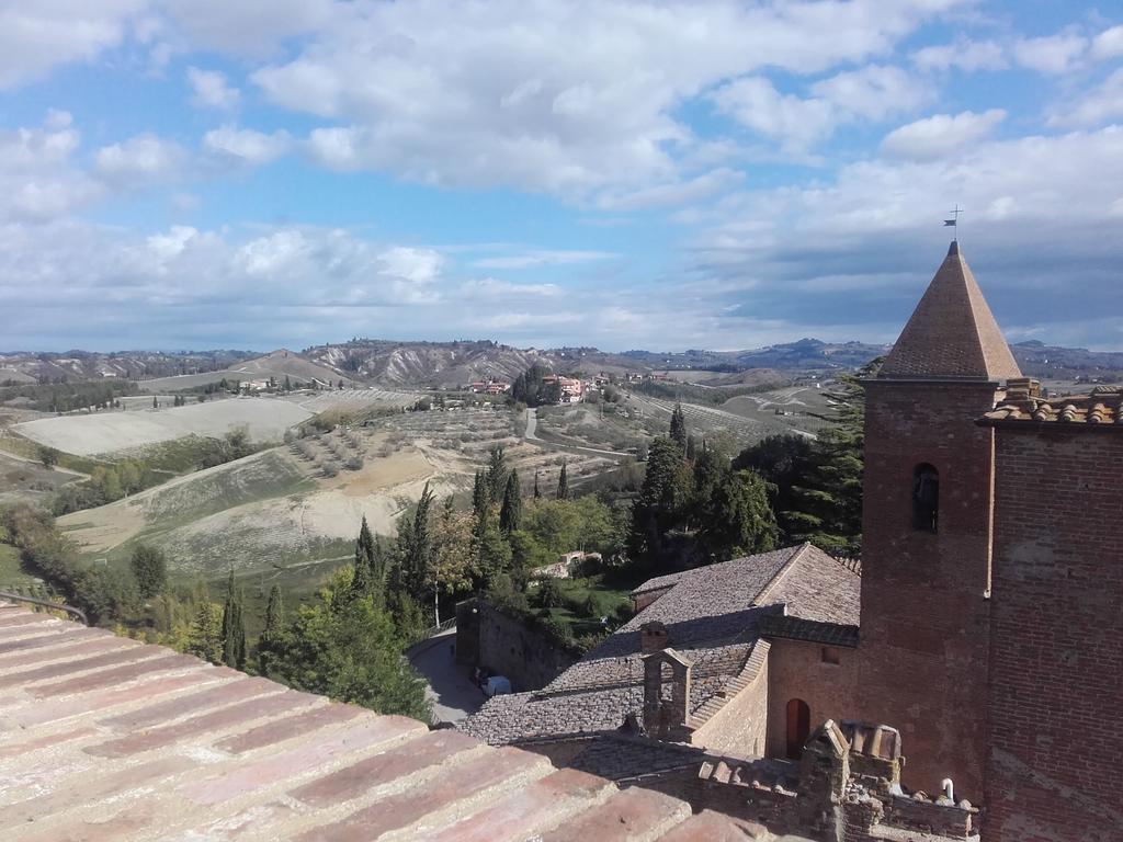 Agriturismo Il Torrione Certaldo Luaran gambar